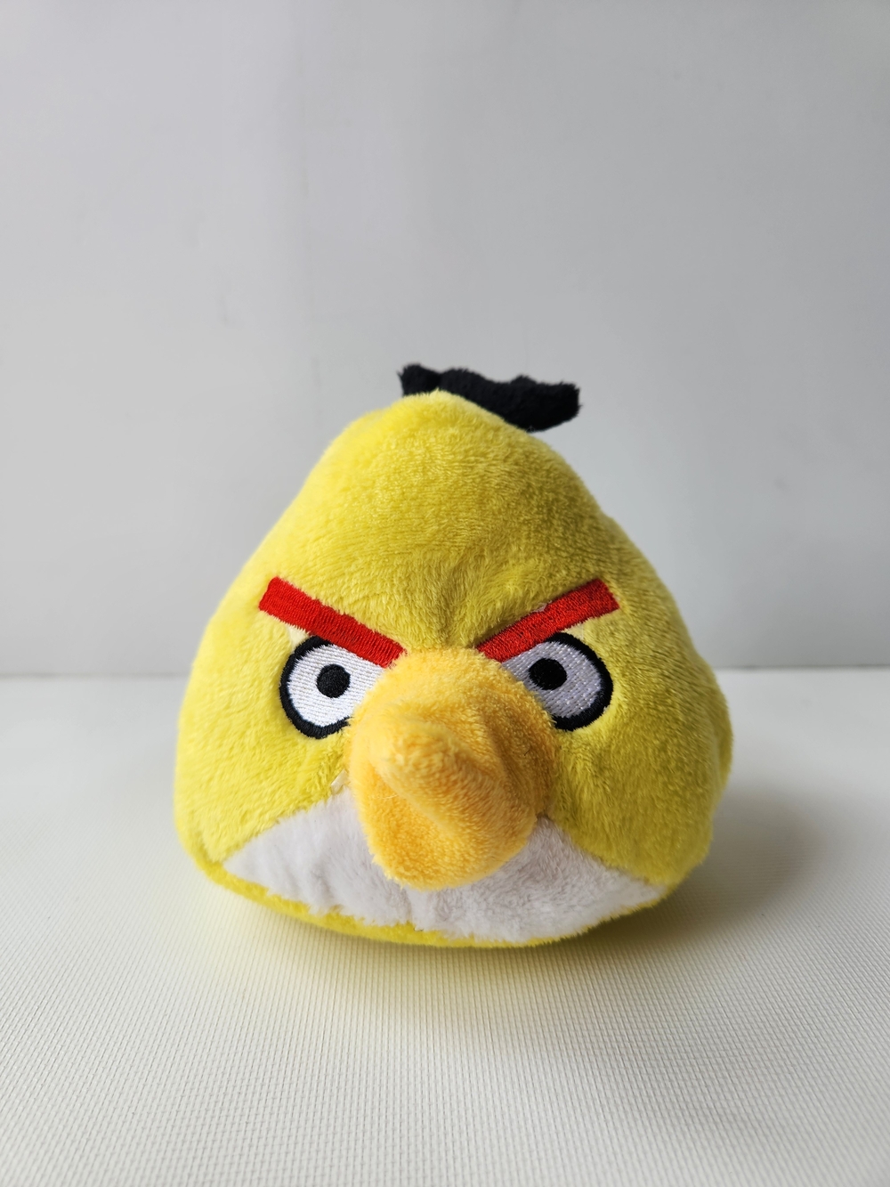 Angry Bird Chuck Yellow Bird Plush 5" Collectible Toy